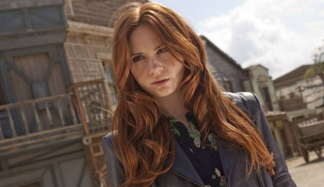 Karen Gillan, Highlander