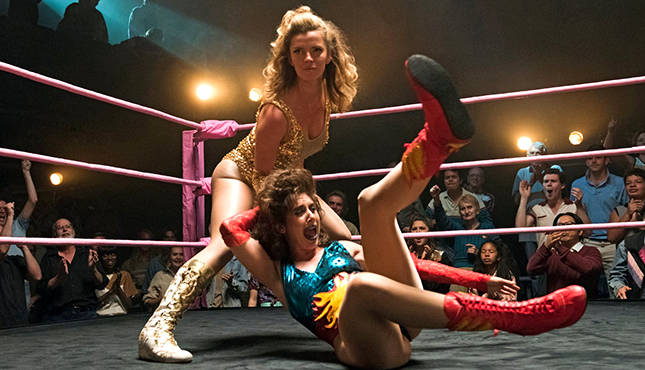 GLOW Betty Gilpin Alison Brie