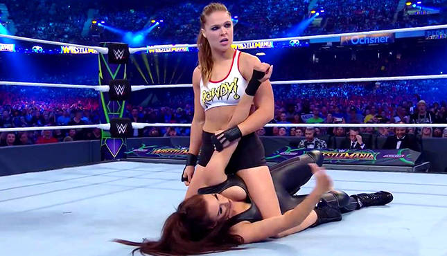 Ronda Rousey Stephanie McMahon WrestleMania 34