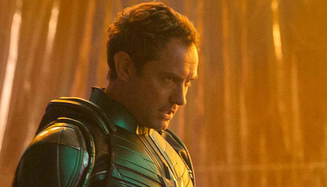 Jude Law Captain Marvel 1