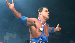 Kurt Angle WWE 2000
