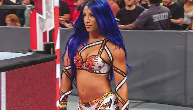 Sasha Banks WWE RAW 8-12-19