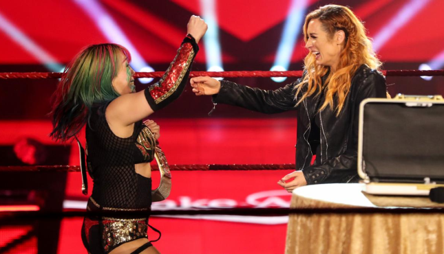 Becky Lynch Continues To Troll Shayna Baszler On Twitter