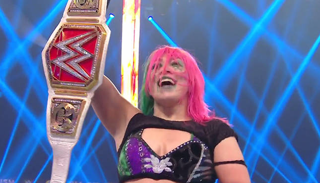 Asuka Retains Raw Women's Title At Clash of Champions (Pics, Video) |  411MANIA