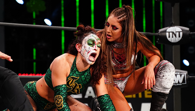 Thunder Rosa Reflects On Lights Out Match With Britt Baker, Says They're 'Married By Blood' - Vimarsana News