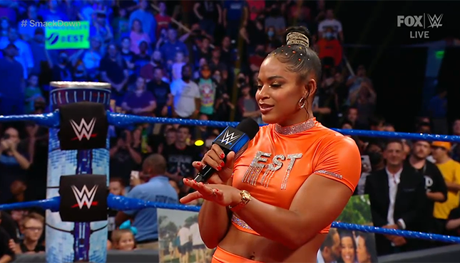 Bianca Belair Faces Becky Lynch Following WWE Smackdown (Pics) | 411MANIA