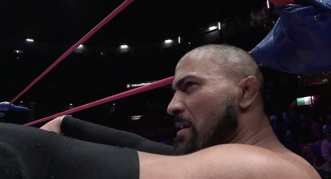 CMLL Homenaje A Dos Leyendas Results: Rocky Romero Gets His Head Shaved 