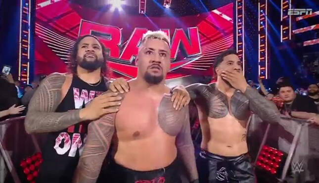 WWE Raw 4-10-23 Solo Sikoa Usos