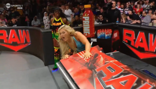 Naomi Tiffany Stratton WWE Raw 4-29-24