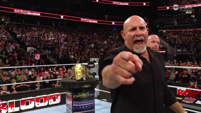 Goldberg Shows Off Assembled In-Ring Crew To Prep For Retirement Match | 411MANIA
