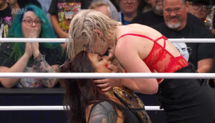 AEW Dynamite Kris Statlander Toni Storm 10-15-25