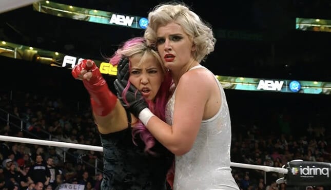 Mina Shirakawa Toni Storm