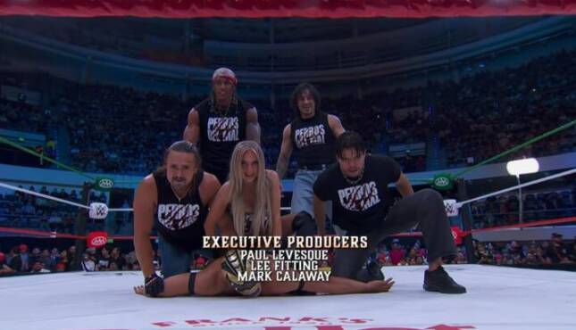 Los Perros del Mal on 7/4 AAA show.